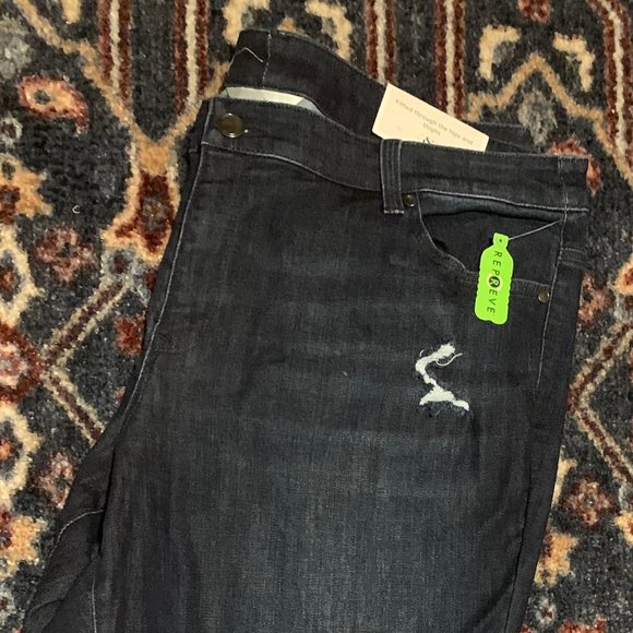 NWT Christopher and Banks Cropped Jeans - Picture 3 of 5